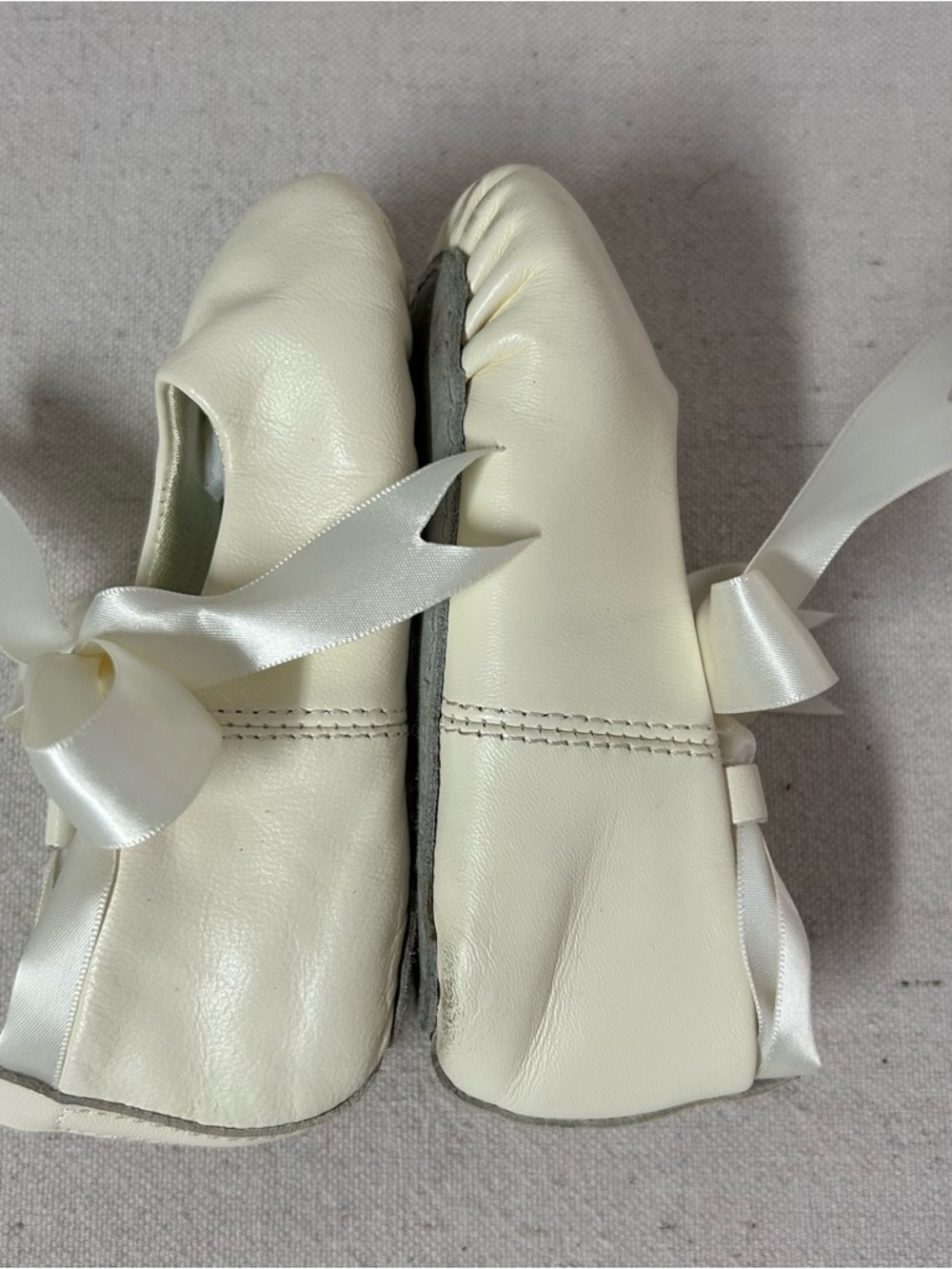 Designer’s Touch Ballet Flats Toddler Girls 6 Ivory Leather Ribbon Tie String - Picture 5 of 10
